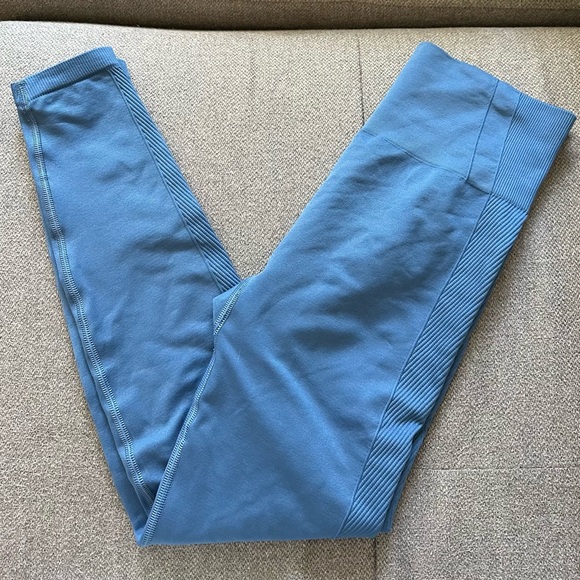 Abercrombie & Fitch Workout/Athleisure Leggings - Picture 2 of 3